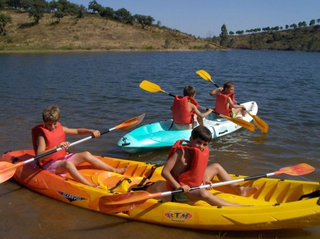 Con tus amigos en kayak
